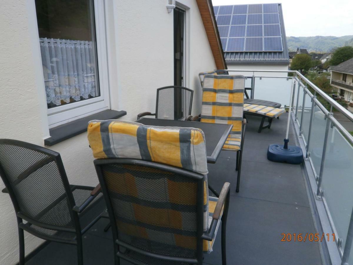 Apartmán Fewo Moselblick Ernst Exteriér fotografie